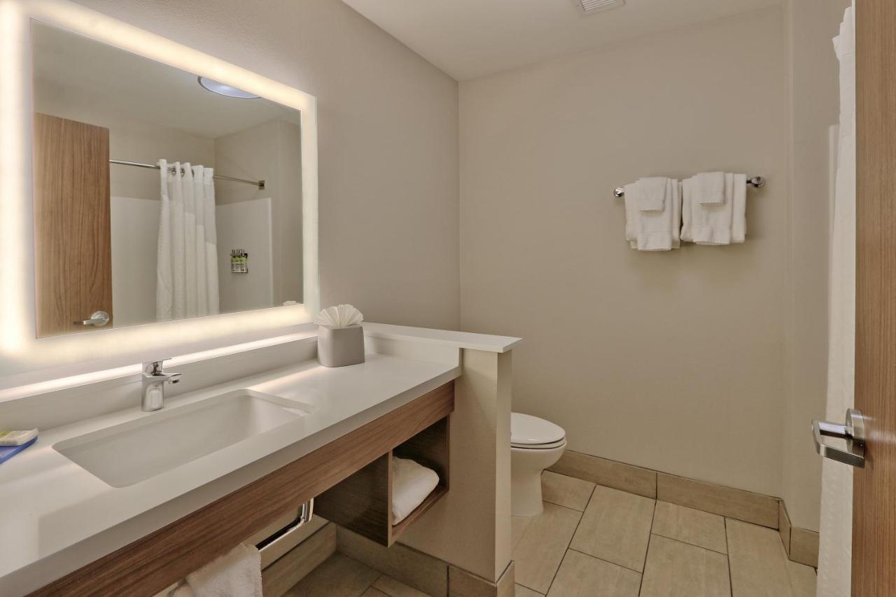 Holiday Inn Express & Suites - Albuquerque East By Ihg Exterior foto